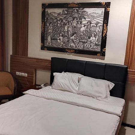 Mirabell Hotel & Convention Hall マラン エクステリア 写真