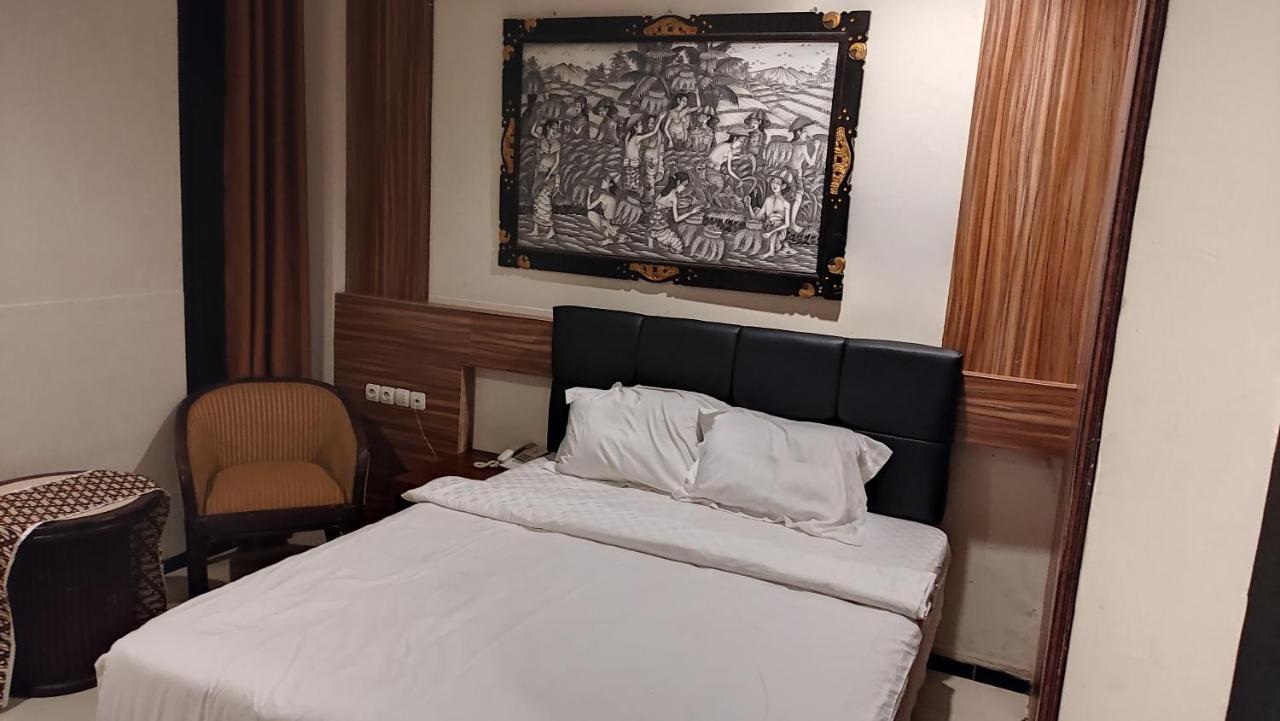 Mirabell Hotel & Convention Hall マラン エクステリア 写真
